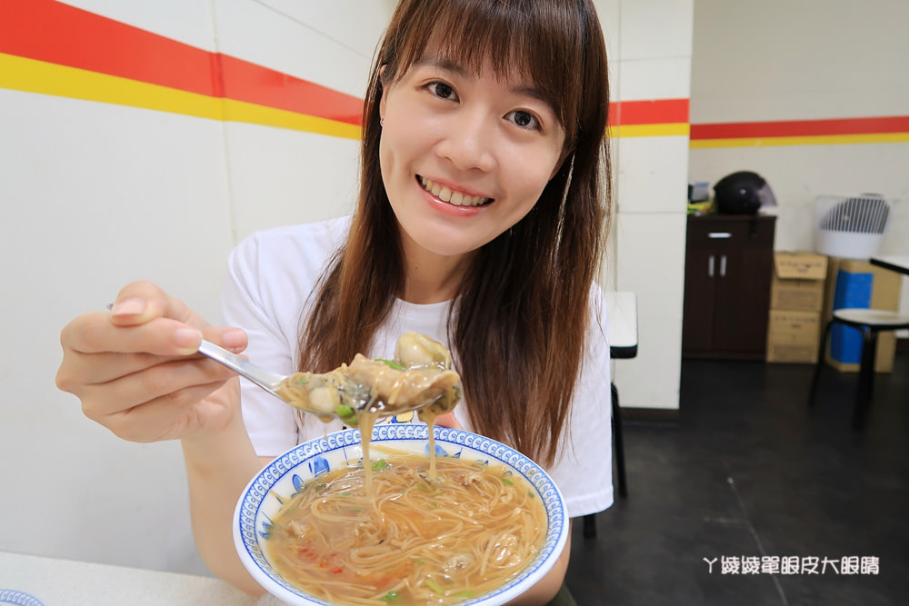 新竹小吃外送｜寶島麵線站只賣這幾樣！大魯閣湳雅廣場附近，甜不辣吃完免費加熱湯