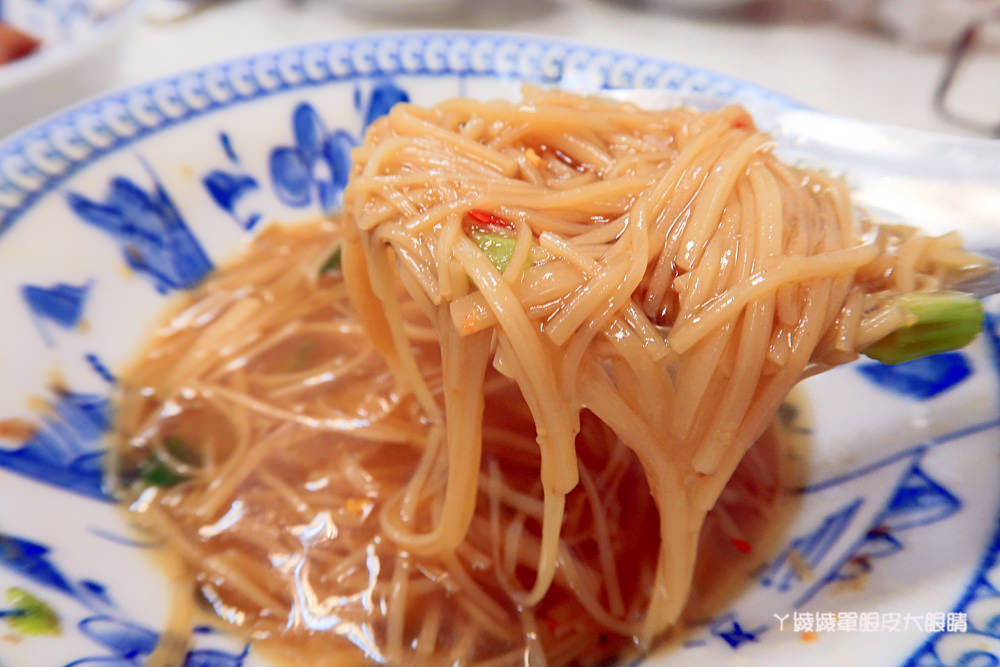 新竹小吃外送｜寶島麵線站只賣這幾樣！大魯閣湳雅廣場附近，甜不辣吃完免費加熱湯