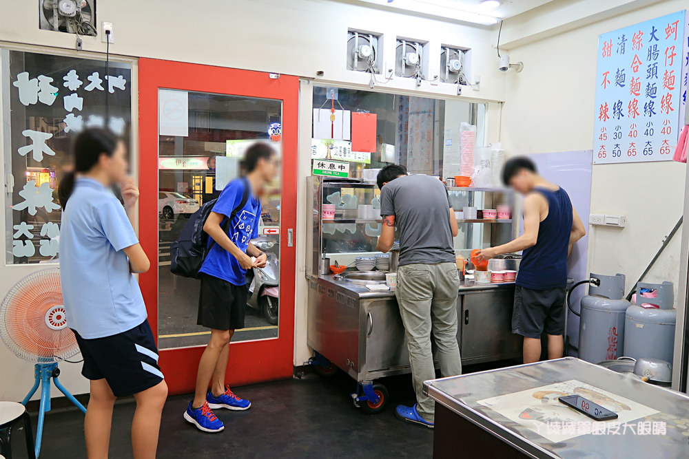 新竹小吃外送｜寶島麵線站只賣這幾樣！大魯閣湳雅廣場附近，甜不辣吃完免費加熱湯