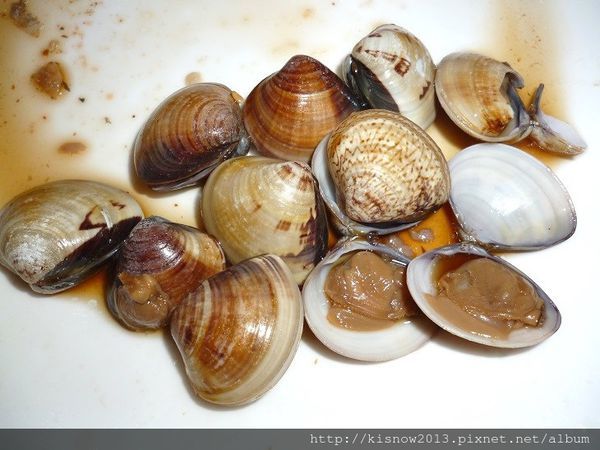 義食間26-蒜味蛤蜊.JPG