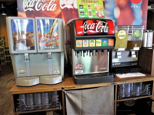 胖肚肚燒肉吃到飽:【食記】胖肚肚燒肉吃到飽!慶生聚餐的好地方!近捷運南京三民站 / 京華城旁