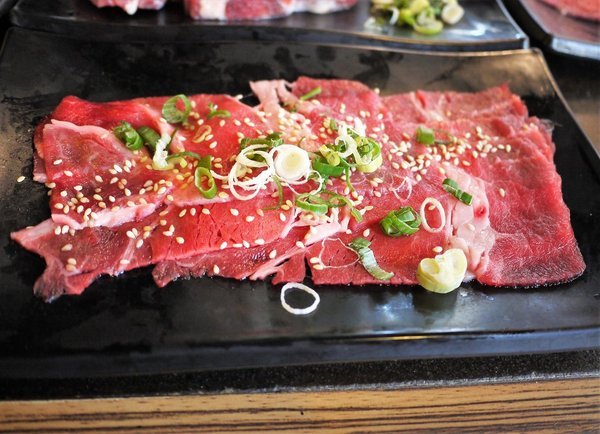 胖肚肚燒肉吃到飽:【食記】胖肚肚燒肉吃到飽!慶生聚餐的好地方!近捷運南京三民站 / 京華城旁