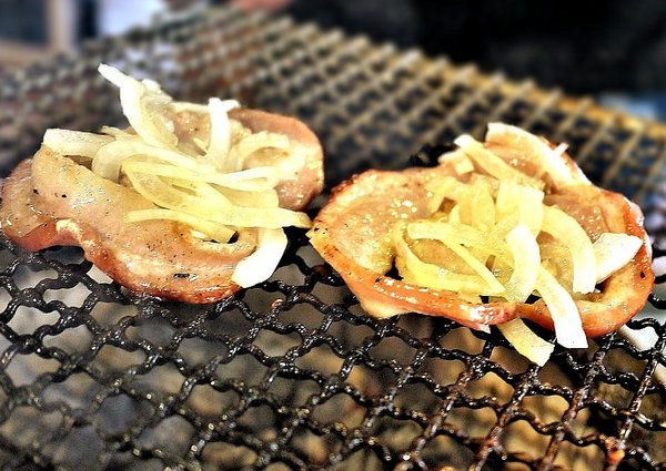 胖肚肚燒肉吃到飽:【食記】胖肚肚燒肉吃到飽!慶生聚餐的好地方!近捷運南京三民站 / 京華城旁