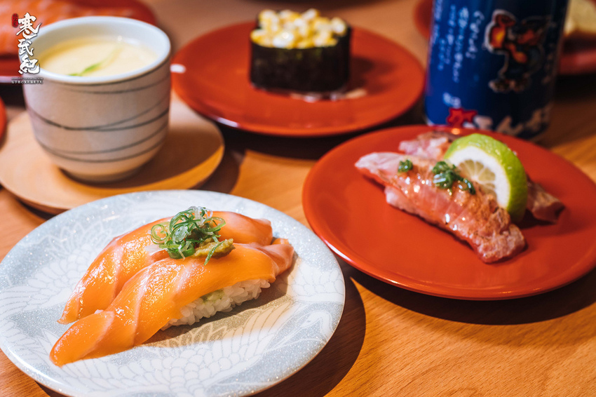 【中肯‧食記】合點壽司 內湖店（がってん寿司）．捷運西湖站｜講究師傅手作溫度．日本超人氣の迴轉壽司！