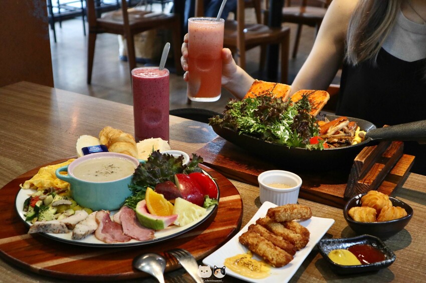 台中西區早午餐|8.9Brunch 捌點玖早午餐．森林系秘境般餐廳，餐點豐盛營養滿滿!內文含最新菜單