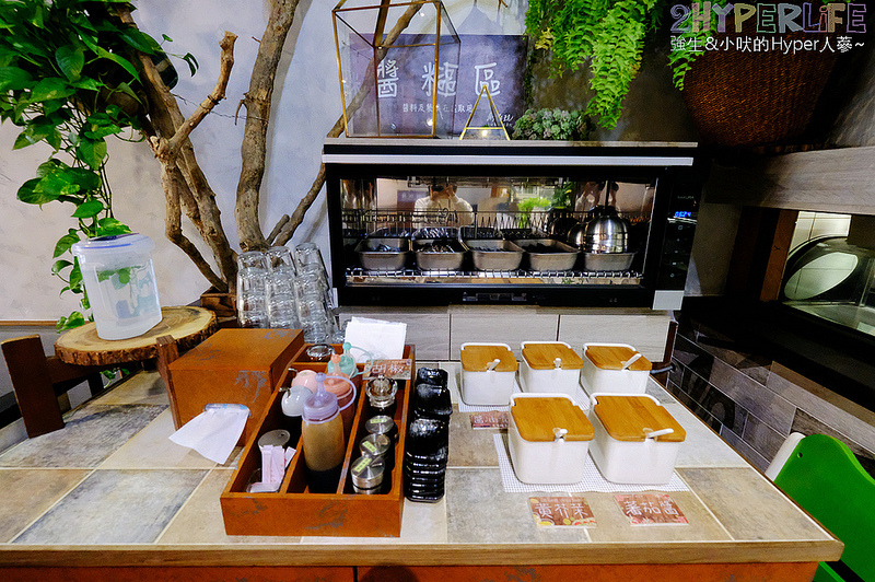 8.9brunch,台中好吃,台中早午餐,台中漢堡,台中美食,台中蛋餅,台中西區美食,廣三sogo美食,捌點玖早午餐,蛋餅控 @強生與小吠的Hyper人蔘~