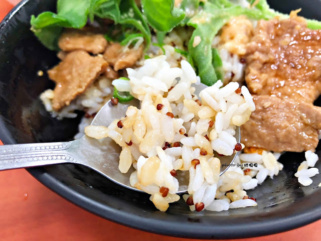 【台中 北區】青和日式廚房 🍜🍱 從早餐賣到晚餐，餐點平價，口味少油少鹽，清爽無負擔，更有限定冰花及沖繩飯糰供應，近中國醫，外食族三餐新選擇，鄰近一帶有外送喔！