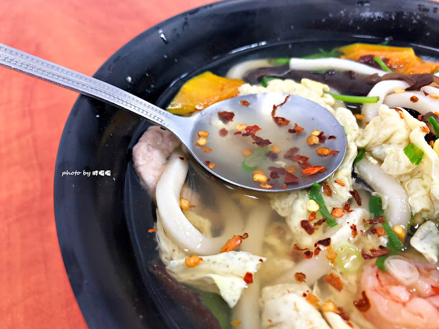 【台中 北區】青和日式廚房 🍜🍱 從早餐賣到晚餐，餐點平價，口味少油少鹽，清爽無負擔，更有限定冰花及沖繩飯糰供應，近中國醫，外食族三餐新選擇，鄰近一帶有外送喔！