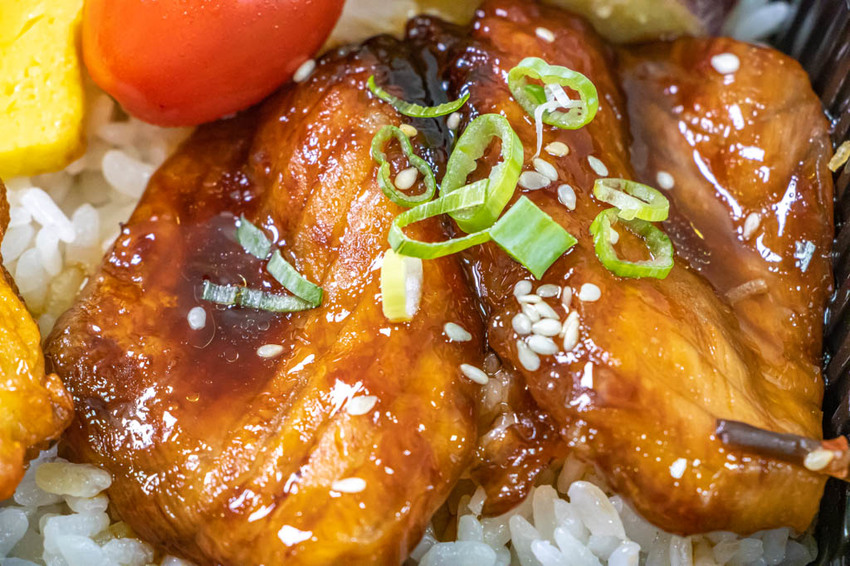 台中北區，少油低鹽用料實在的青和日式廚房，外食族最愛的便當款。 - 微笑Joe幸運