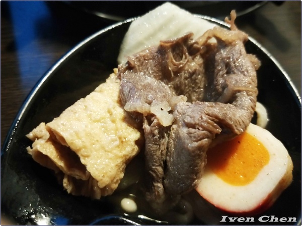 哈帕叔叔：《西門町美食》假日逛街的精緻鍋物/火鍋/丼飯/火烤兩吃/風味板燒/養生素食/石鍋拌飯/在料理豐富多元的『哈帕叔叔』