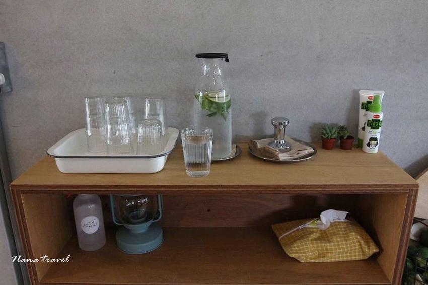 彰化田中》小田生活mmm。藏身稻田間的咖啡屋,ig打卡文青風,美式帳篷野餐趣,大片草原好療癒(寵物友善咖啡) - Nana愛旅行札記