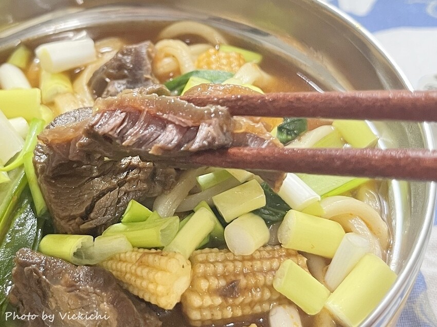 即食牛肉麵料理包:王品嚴選精燉番茄牛肉麵