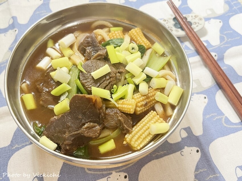 即食牛肉麵料理包:王品嚴選精燉番茄牛肉麵