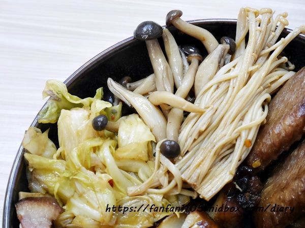 石牌好吃滷味【老三品雞腳】#石牌美食 #北投美食 #北投好吃滷味 #滷雞腳 #銅板美食 (20).JPG