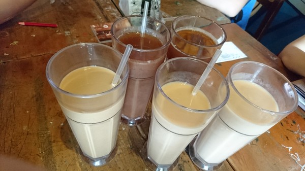 高三孝碳烤吐司專賣(美術館店):高雄早午餐~高三孝碳烤吐司專賣(美術館店)~兩津勘吉來了~同學們!!趕緊打卡上課囉~