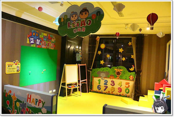 蒙娜麗莎鮮鍋物總匯：[食記]►高雄鼓山區◄令人讚嘆的歐式風格建築、各式活體現流海鮮盡在蒙娜麗莎. 佳餚品嚐館 - 海鮮鍋物總匯