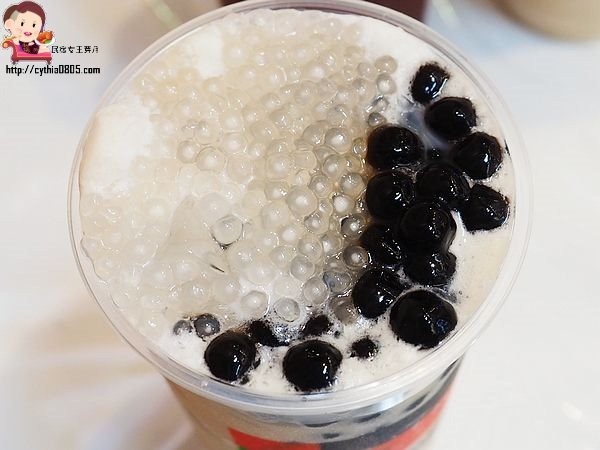 桃園中壢美食-嚮茶-中壢第一家熊貓奶茶來了，用親民點的價格喝好茶，現在還有買一送一 (邀約) @民宿女王芽月-美食.旅遊.全台趴趴走