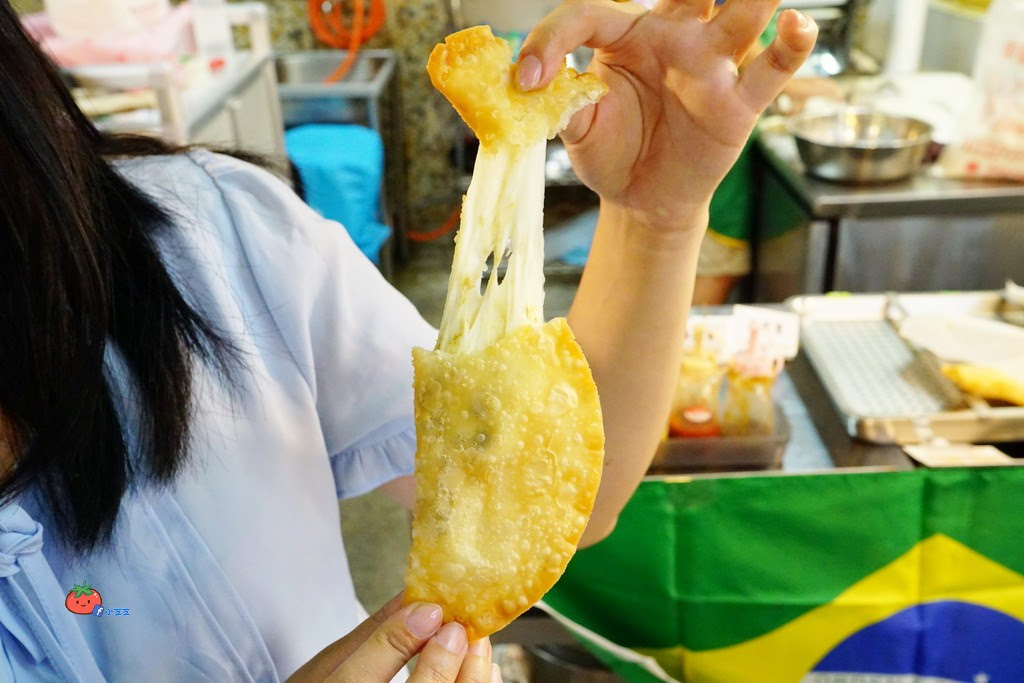 士林B1美食街 巴西炸餃