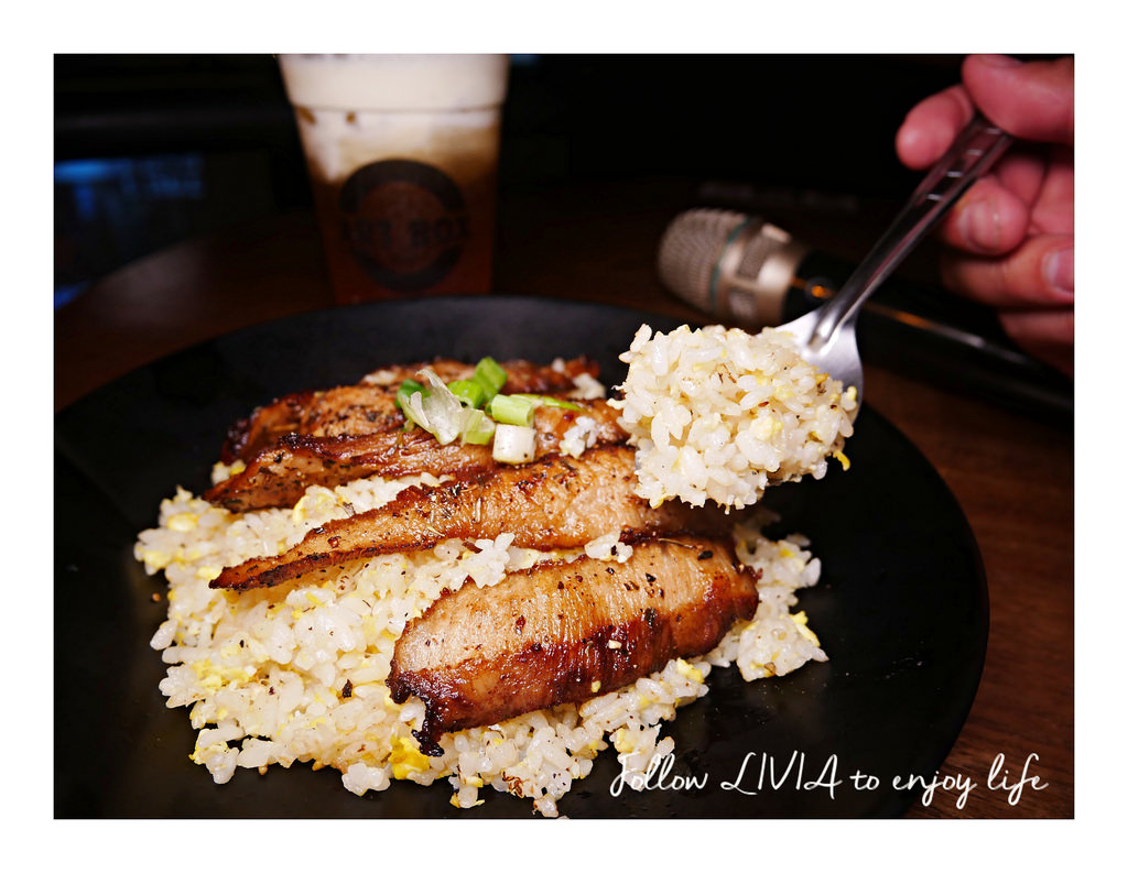 ART BOX B.T.S11 ART BOX B.T.S11