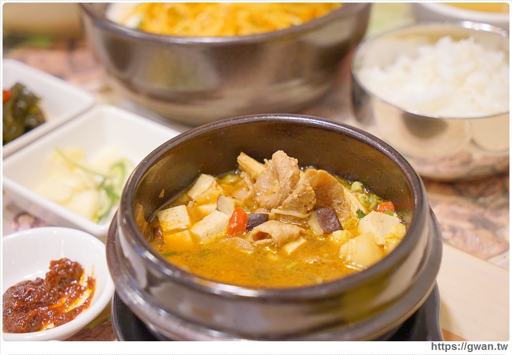 Att 4 Fun 新開幕韓式料理 | 白飯、生菜、韓式小菜無限續加吃到飽