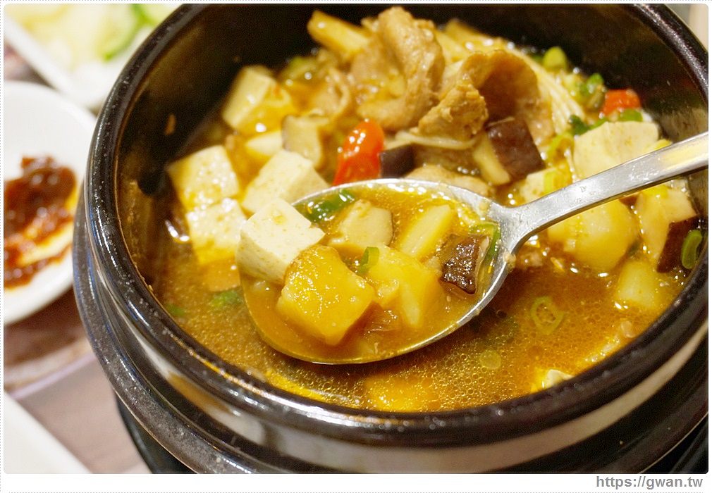 Att 4 Fun 新開幕韓式料理 | 白飯、生菜、韓式小菜無限續加吃到飽