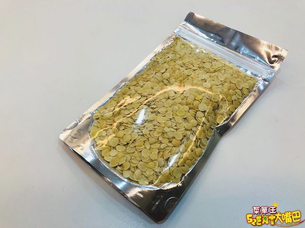 台中團購宅配美食白木耳》覓覓食務所-桃膠雪蓮子(皂角米)白木耳露!遵循古法製作流傳自大陸的消暑養顏Q彈健康飲~台中大墩路必吃美食小吃餐廳推薦。