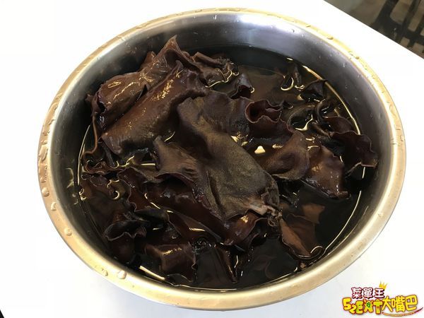 台中團購宅配美食黑木耳露》Q彈紅棗黑木耳露！養生萬靈丹血管清道夫的嚼感健康飲～台中必吃美食小吃餐廳推薦。