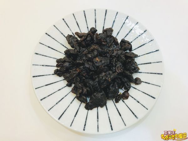 台中團購宅配美食黑木耳露》覓覓食務所-Q彈紅棗黑木耳露！養生萬靈丹血管清道夫的嚼感健康飲～台中大墩路必吃美食小吃餐廳推薦。