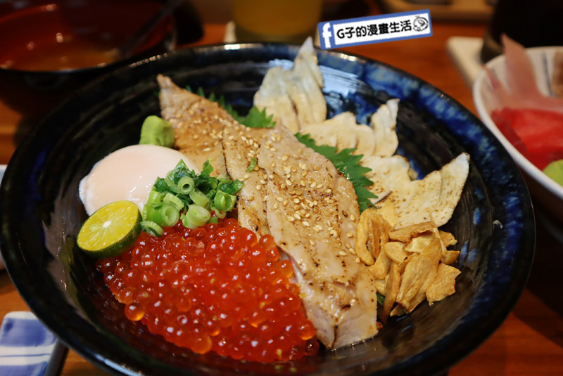 【台北信義區海鮮丼】日本橋海鮮丼 辻半-Tsujihan.微風信義.刺身.生魚片丼飯