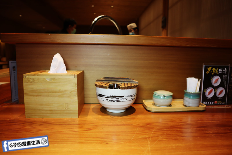 【台北信義區海鮮丼】日本橋海鮮丼 辻半-Tsujihan.微風信義.刺身.生魚片丼飯