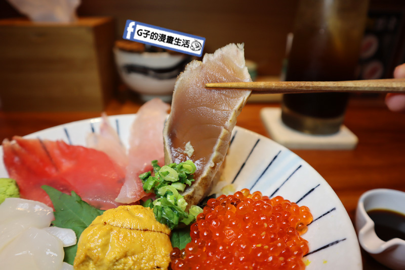 【台北信義區海鮮丼】日本橋海鮮丼 辻半-Tsujihan.微風信義.刺身.生魚片丼飯