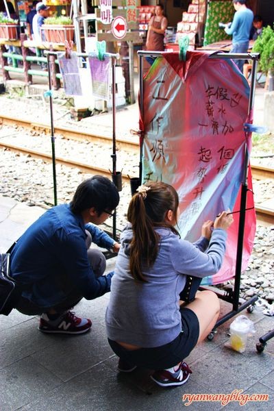平溪一日遊-十分老街