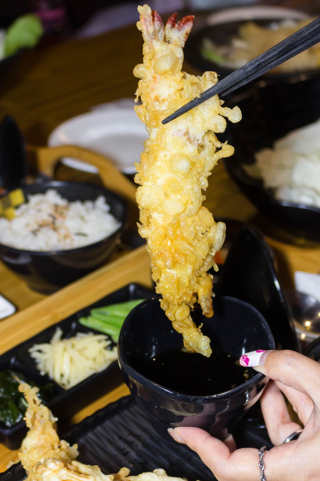 高雄鼓山︱小小醉迷你石頭火鍋 下班小聚,就吃精緻石頭火鍋與日式定食吧!