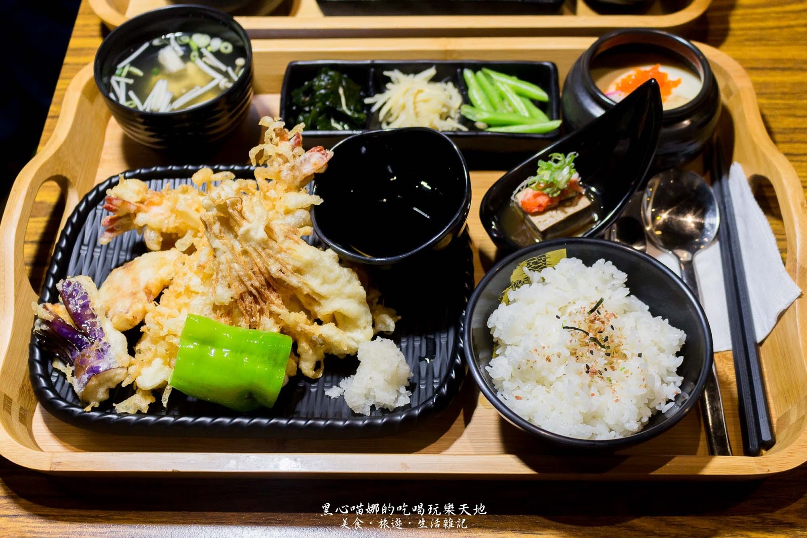 高雄鼓山︱小小醉迷你石頭火鍋 下班小聚,就吃精緻石頭火鍋與日式定食吧!