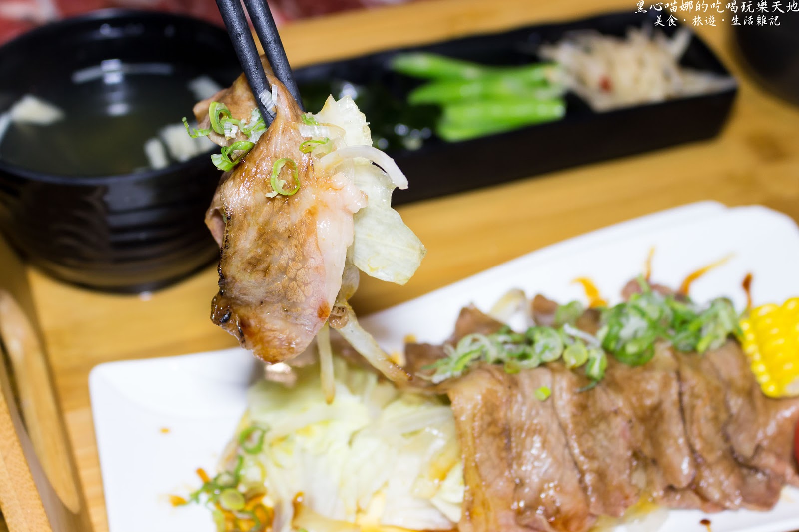 高雄鼓山︱小小醉迷你石頭火鍋 下班小聚,就吃精緻石頭火鍋與日式定食吧!