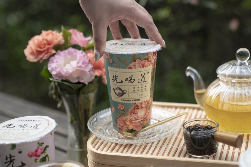 古典玫瑰園集團-先喝道｜少女感滿分「英式玫瑰特調茶」，入喉迷人玫瑰香四溢，夏日必點「英式水果茶」清爽消暑首選！ · 算命的說我很愛吃