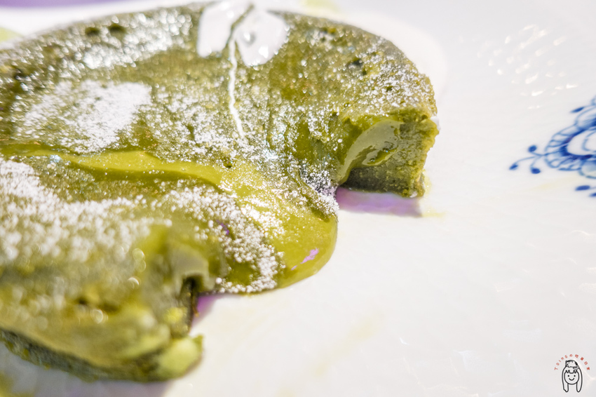 高雄下午茶 隱藏版IG網美咖啡廳，有世界最濃郁抹茶冰淇淋，還有高貴不貴的餐點、手作甜點及手作麵包喔！