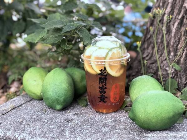 幸福堂 蛋糕菓子燒 黑糖珍珠牛奶專賣店(中原店):桃園美食│幸福堂 蛋糕菓子燒 黑糖珍珠牛奶專賣店-中原店〃桃園排隊美食!人氣幸福堂進軍中原夜市~