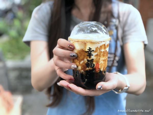 幸福堂 蛋糕菓子燒 黑糖珍珠牛奶專賣店(中原店):桃園美食│幸福堂 蛋糕菓子燒 黑糖珍珠牛奶專賣店-中原店〃桃園排隊美食!人氣幸福堂進軍中原夜市~