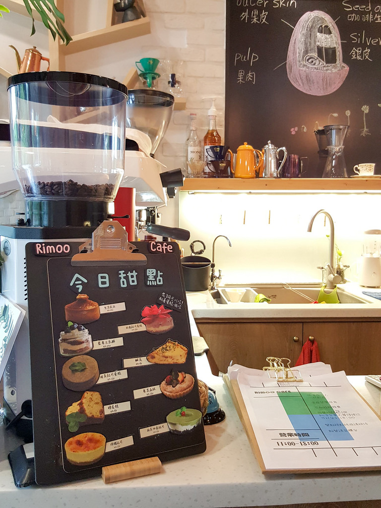 36665067_2016221188388517_3284218962761482240_n