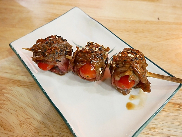 紅屋頂：紅屋頂關東煮-逢甲特色關東煮  煮物、烤物、炸物一次享受  也能品嘗原住民特色手作料裡