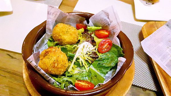 36612826_1849818788372666_5251384597886795776_n