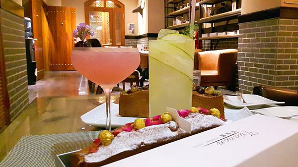 36548990_1849818798372665_6451366480062709760_n