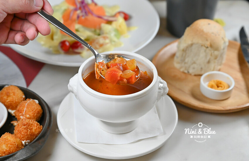 員林義大利麵、披薩、商業午餐、約會、包場辦活動餐廳推薦