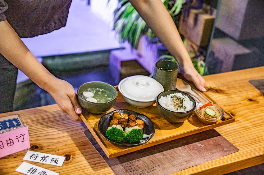 台南市中西區永樂町鼓茶樓|只有這裡才有的獨特體驗!百年老屋吃美食欣賞答嘴鼓表演