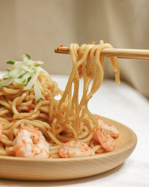 【宅配美食】新鮮看的見，金黃烏魚子入拌麵，滾水下鍋40秒起鍋麵條好Q彈｜鮮凍拌麵｜鯉魚好料理