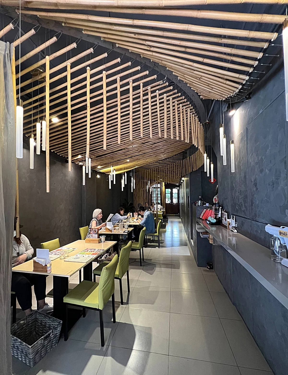 台北大稻埕美食2022|鯉魚the carp 烏魚子創意料理 - 佐伊時尚玩樂誌