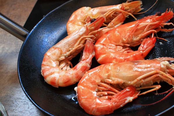 【台北美食】上官木桶鍋內湖店-超誇張!堆成一座小山的大份量肉盤