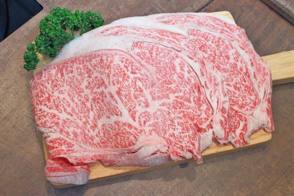 【台北美食】上官木桶鍋內湖店-超誇張!堆成一座小山的大份量肉盤