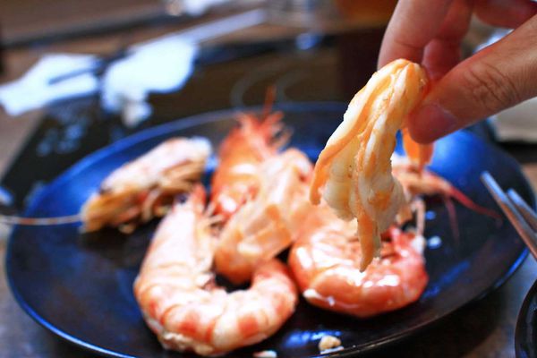 【台北美食】上官木桶鍋內湖店-超誇張!堆成一座小山的大份量肉盤